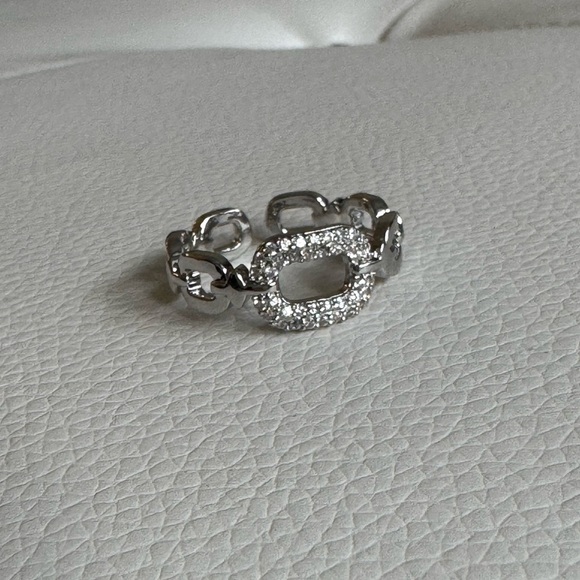 New Silver and Diamond CZ Chain Link Hollow Adjustable Ring - Picture 3 of 7